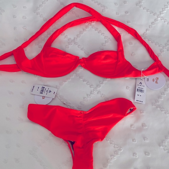 PQ Bikini - perla halter & basic ruched teeny - Picture 2 of 3